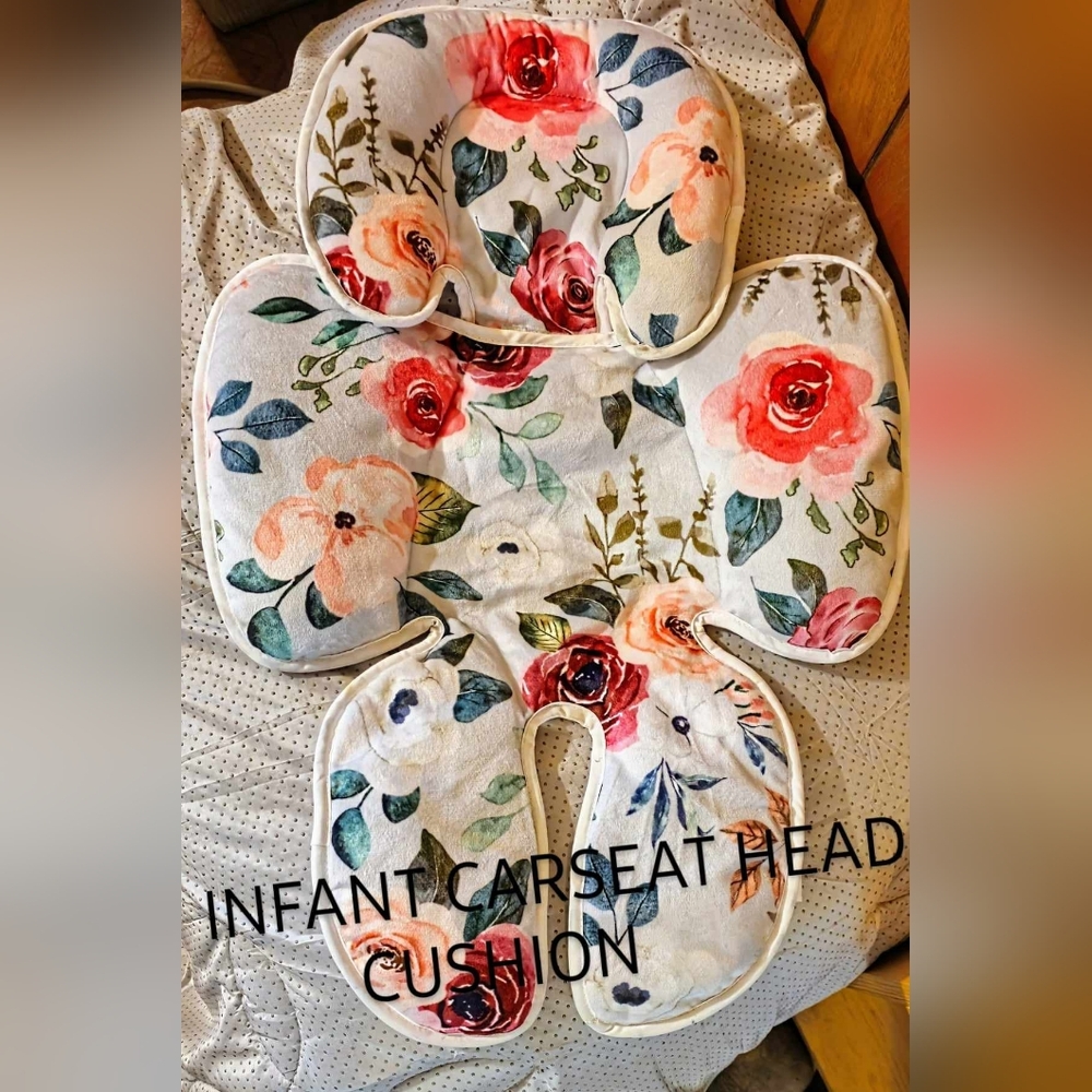 NEW Infant Carseat Insert